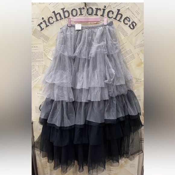 Free People Tulle Much Half Maxi Skirt Tiered Ruffle Ombre Black Gray Combo - Picture 4 of 5